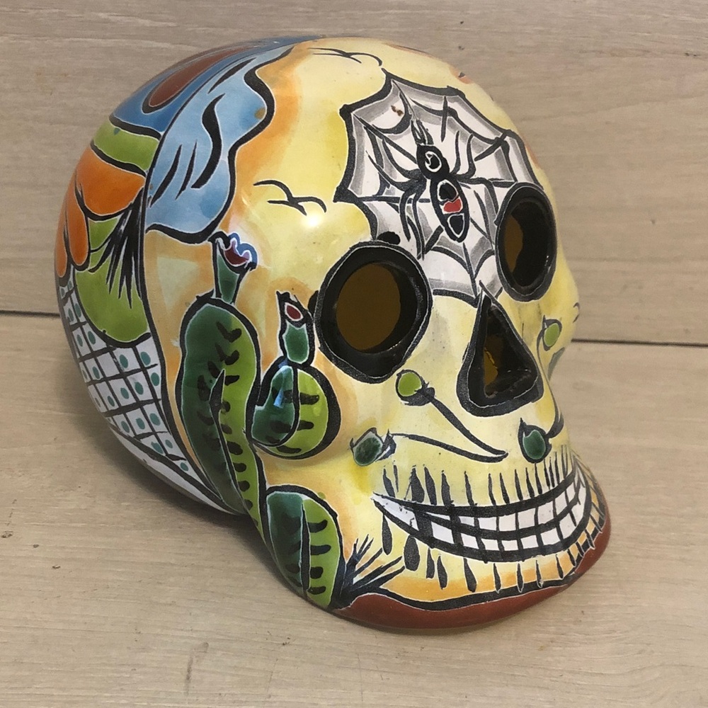 Talavera Pottery Day of The Dead Dia De Los Muertos Skull w New LED Votive Read